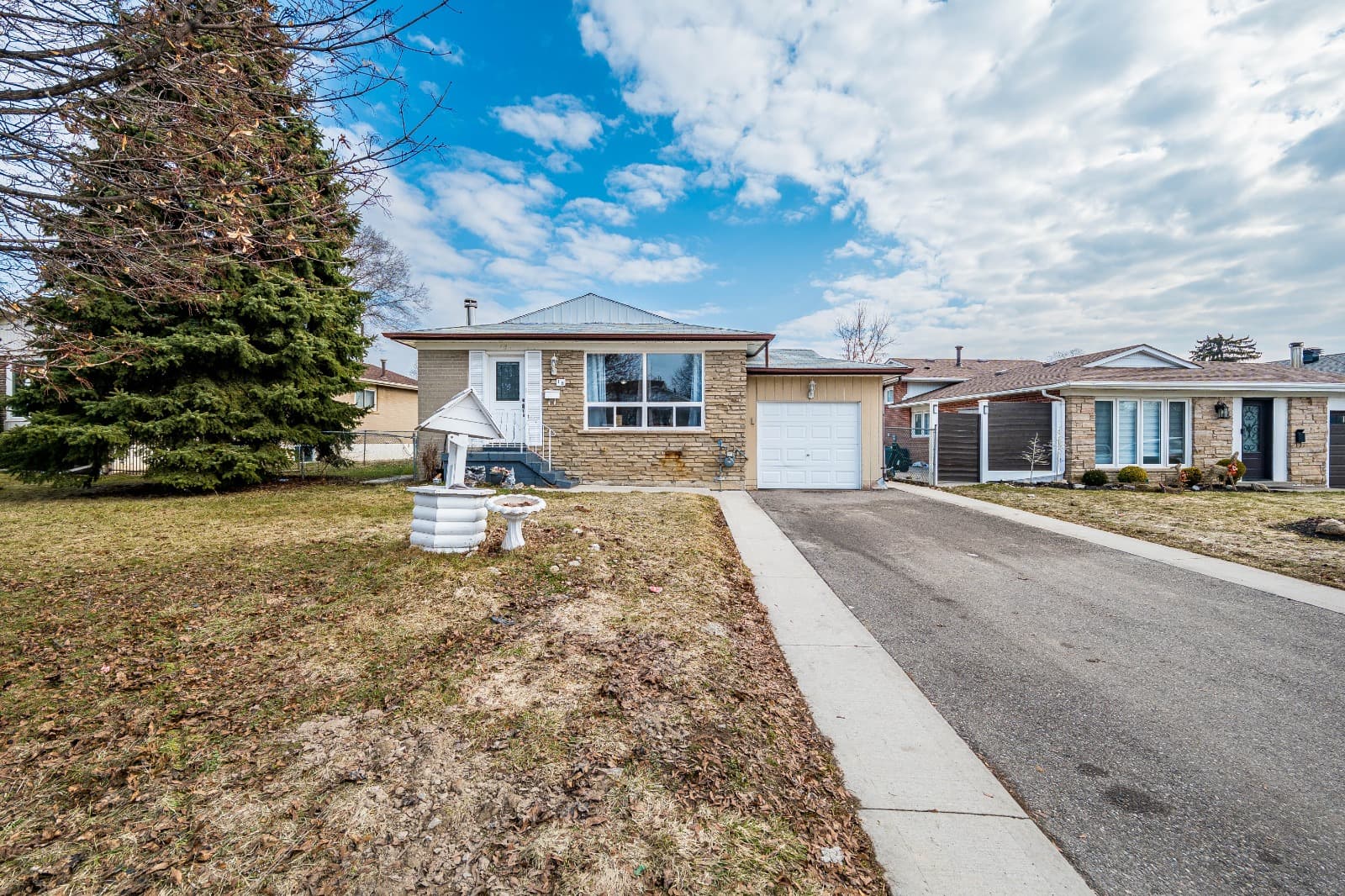 18 Northwood Drive — photo 2